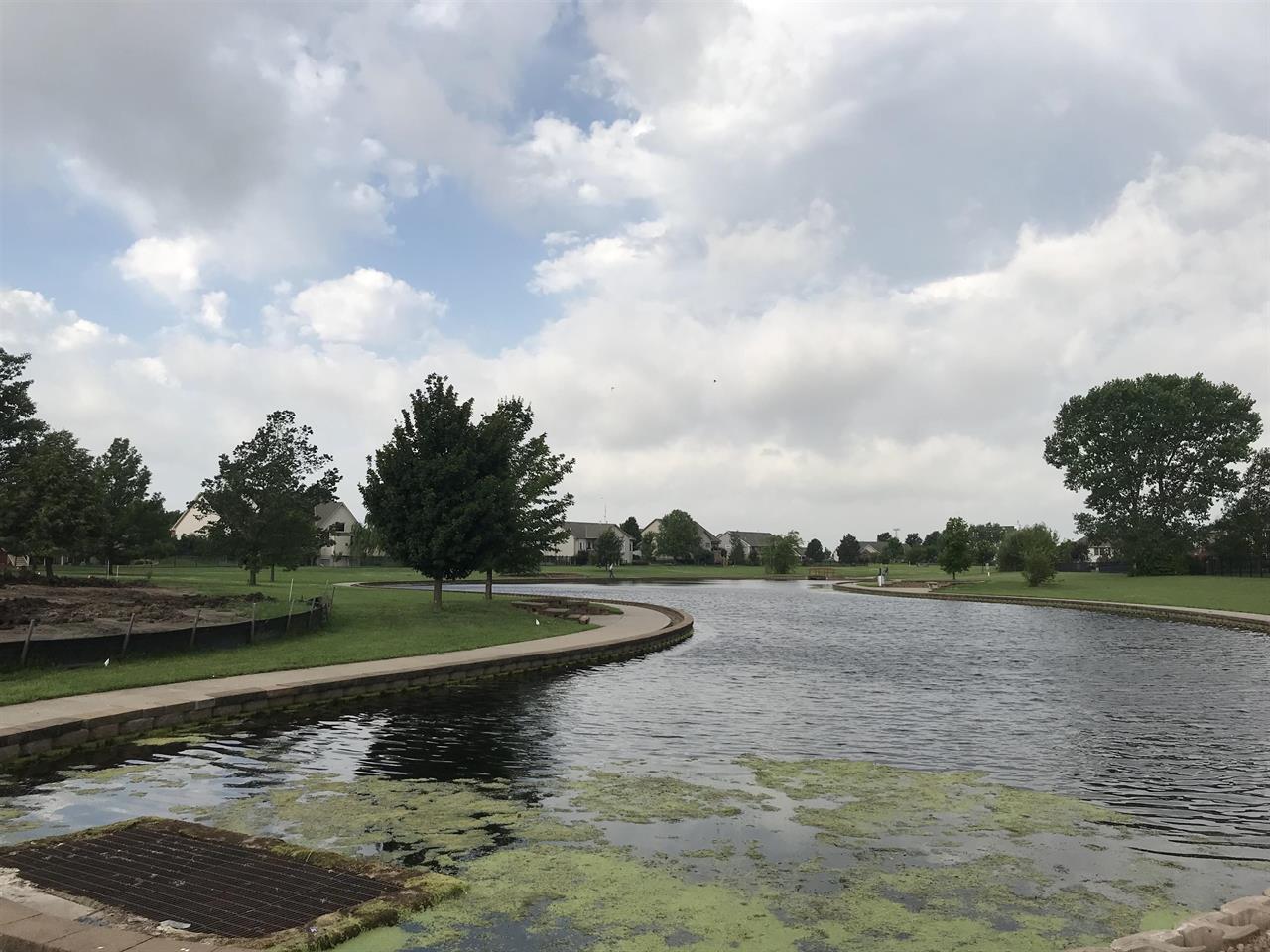 For Sale: 328  Old Colony Ct, North Newton KS